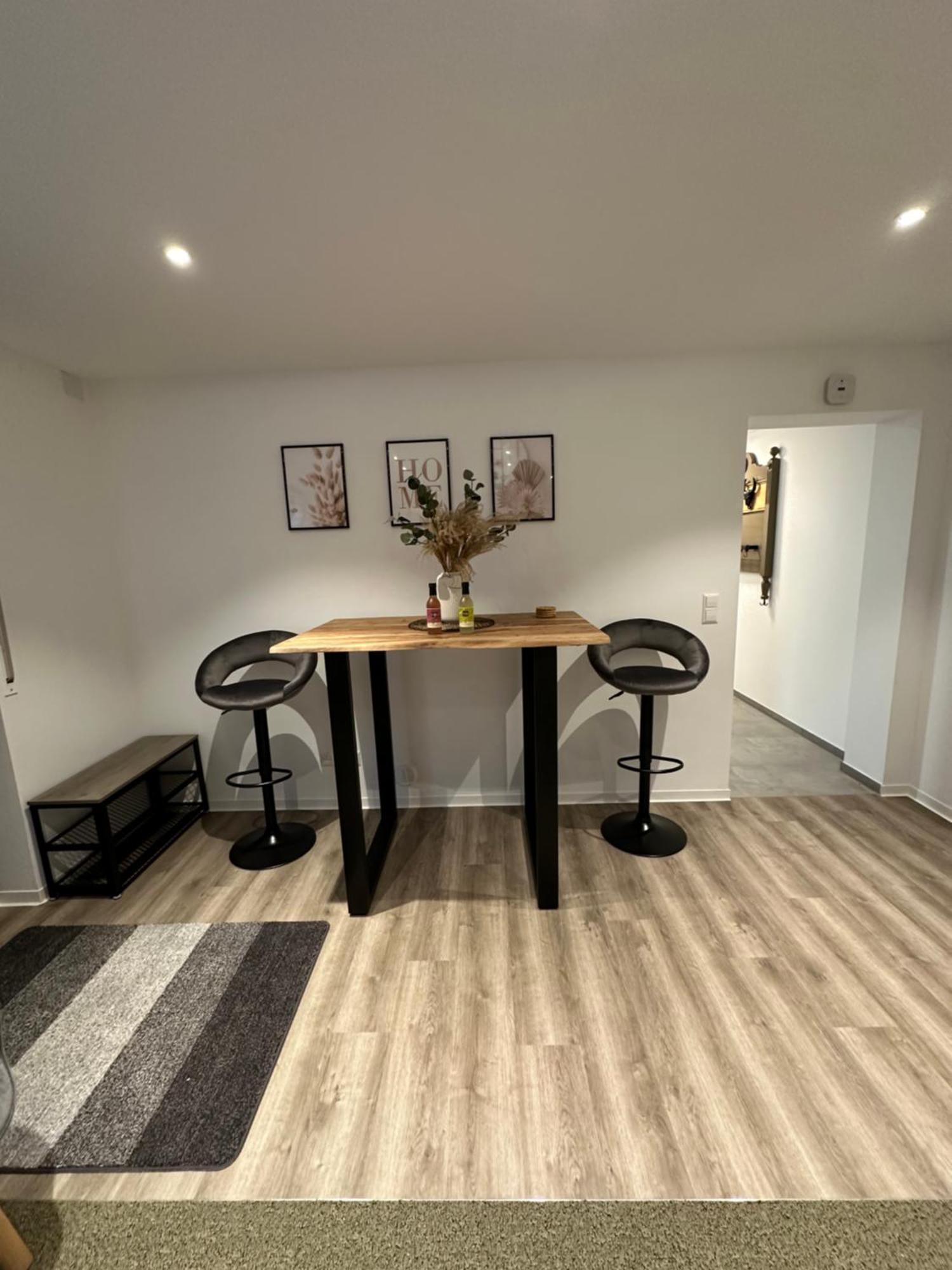 Neckarsulm Ruhige Wohnung Am Feldrand Exterior photo